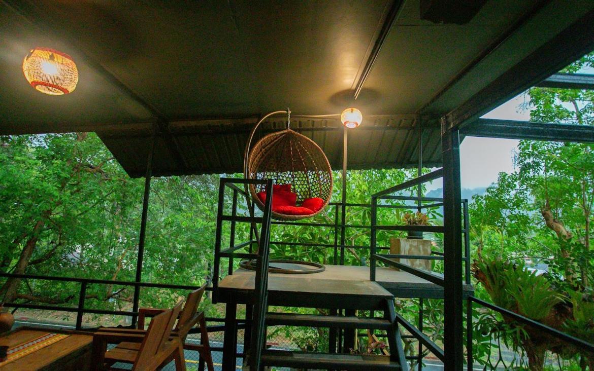 Lodge Phang Nga Boutique Exterior photo